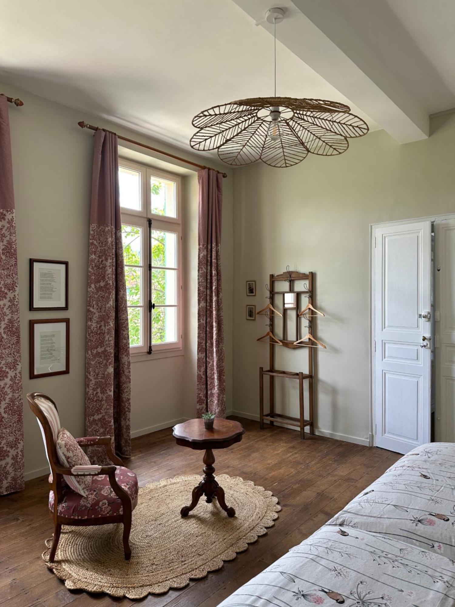 Bed and Breakfast L'Enthousiasme à Prades  Extérieur photo