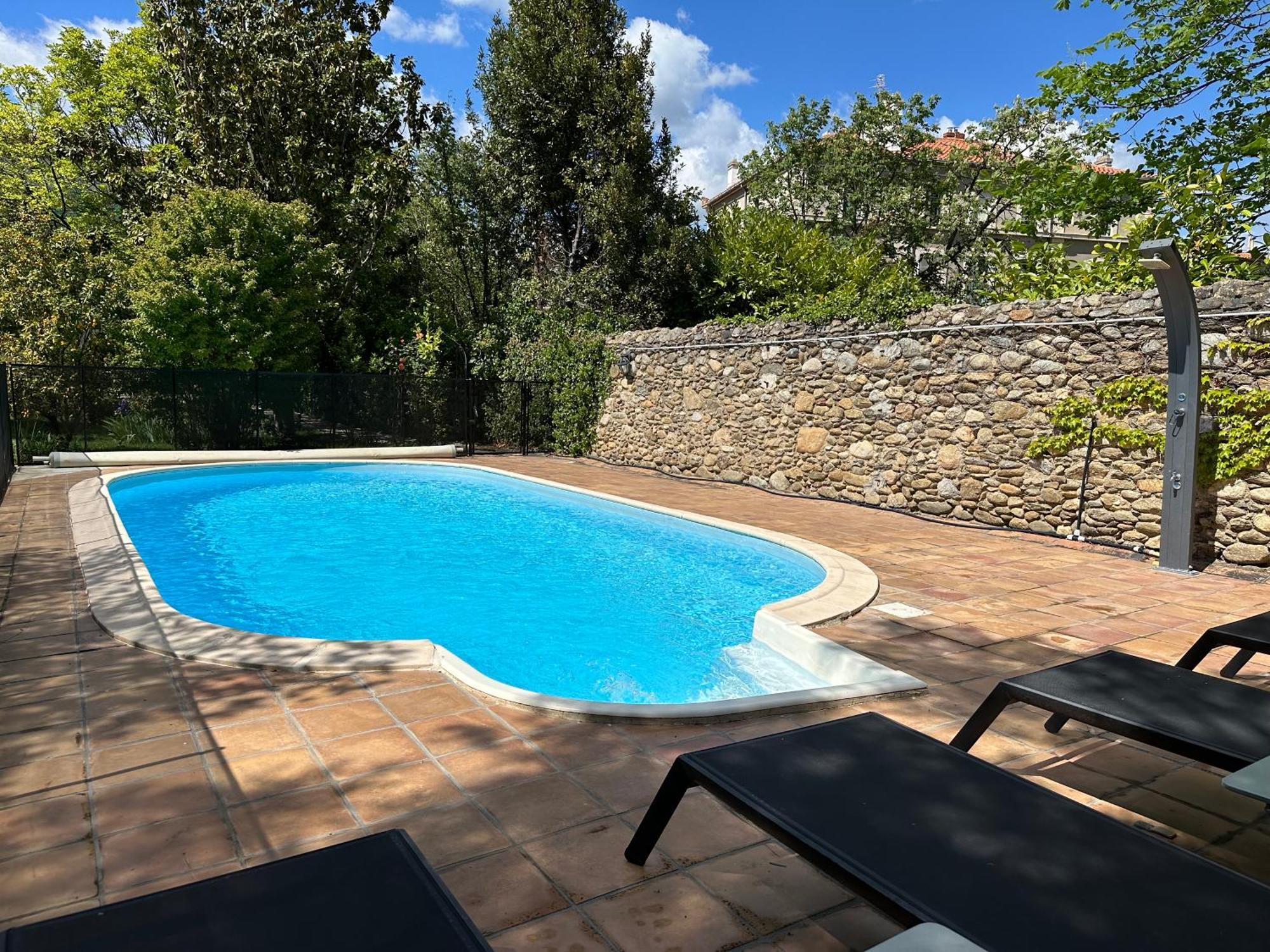 Bed and Breakfast L'Enthousiasme à Prades  Extérieur photo
